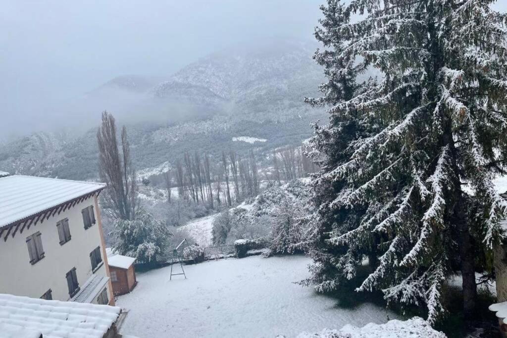 Duplex Rural Casa Bergua Lägenhet Arguis Exteriör bild